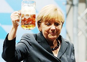 Πούτιν: Δημοφιλέστερος και στην Ελλάδα!