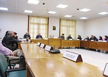 Αποχαιρέτισε τους οκταμηνίτες ΟΑΕΔ ο δήμαρχος