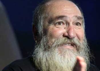 Ανακοπή υπέστη ο Τζίμης Πανούσης (video)