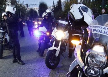 Εισβολή σε εισπρακτική εταιρεία του εξαδέλφου Τσακαλώτου