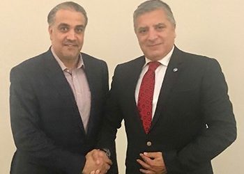 Δείπνο εργασίας με τον πρέσβη του Κατάρ