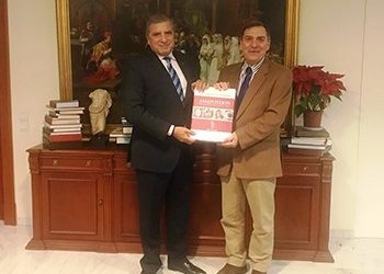Συνάντηση με τον Έλληνα Πρέσβη στο Πεκίνο Λ. Ροκανά