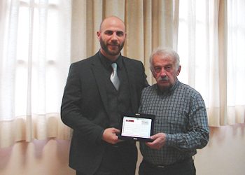 H Π.Ο.Μ.Μ.Α. και o Αθλητικός Όμιλος ΣΕΙΡΙΟΣ τίμησαν τον Δήμαρχο Πεντέλης