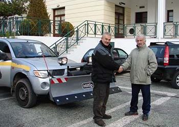 Ένα νέο εκχιονιστικό στα Μελίσσια παράλαβε ο Δήμαρχος