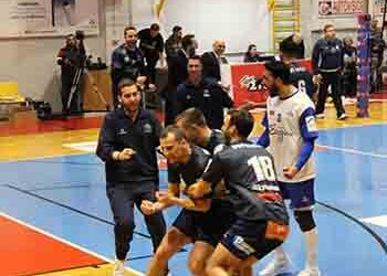 Θρίαμβος της Κηφισιάς επί του Φοίνικα στο Ζηρίνειο