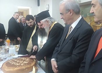 Ο Γιώργος Θωμάκος στη θεία λειτουργία για την Πρώτη του Έτους