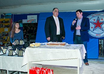 Στην κοπή πίτας του Αστέρα Πεύκης ο Τ. Μαυρίδης
