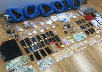 Εξαρθρώθηκε πολυμελής σπείρα ναρκωτικών