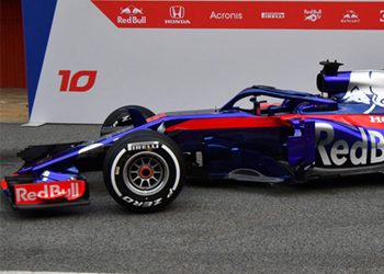 H Red Bull Toro Rosso Honda αποκάλυψε την STR13