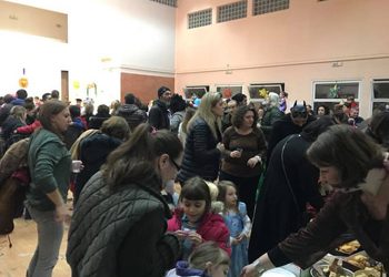 «Γονείς και παιδιά των παιδικών σταθμών μια αγκαλιά»