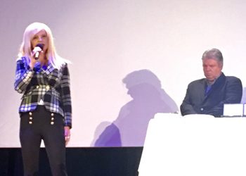 Δίπλα στο ιστορικό σωματείο του Α.Ο. Πεύκης η Μαρίνα Πατούλη