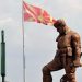 Απομακρύνονται μνημεία αλυτρωτισμού από τα Σκόπια