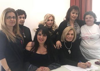 Άννα Ασπραδάκη: «Δικαίωμα του κάθε αιρετού να επιλέγει τον τρόπο που πολιτεύεται»