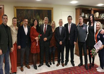 «Πυροσβεστική» βράβευση Πατούλη για τον εθελοντισμό