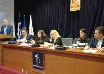 Ο Δήμαρχος  σε εκδήλωση προς τιμήν των γυναικών που συμμετέχουν σε δράσεις της Πολιτικής Προστασίας