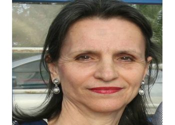 «Στείρα και επιπόλαιη η κριτική Κούκουζα»
