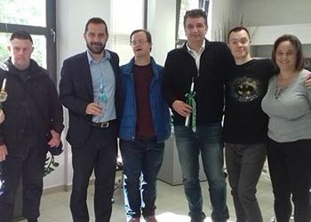 Πασχαλινές ευχές στον Δήμαρχο από τα μέλη του ΚΔΑΠ-ΜΕΑ