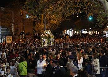 «Αντάμωμα» Επιταφίων στην Πλατεία Πλατάνου
