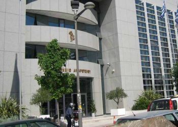 «Τα παράπονα όχι στο δήμαρχο, αλλά στο ΥΠΕΣ»