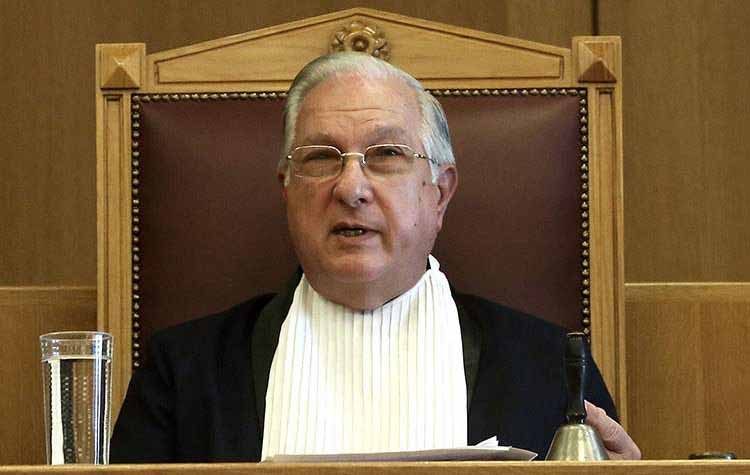 Παραιτήθηκε ο προέδρος του ΣτΕ Νίκος Σακελλαρίου