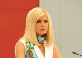 «Ο απών δήμαρχος, παραδίδει μαθήματα σεβασμού…»