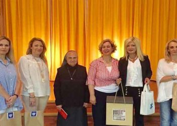 Ο Όμιλος για την UNESCO ΒΠ προσέφερε βιβλία σε μαθητές για την ορθή χρήση των αντιβιοτικών