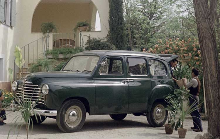 Renault COLORALE: Το πρώτο Crossover