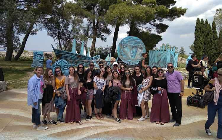 Ξεπέρασε τα σύνορα η «Αντιγόνη» από το 1ο ΓΕΛ Πεύκης