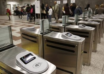 Μετρό: Έκλεισαν οι πύλες σε «Ακρόπολη» και «Αγία Μαρίνα»