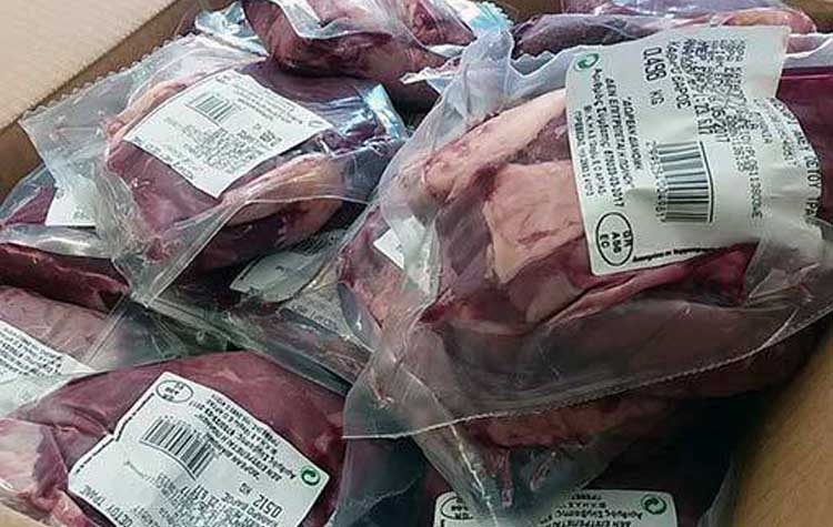 Διανομή κρέατος σε δικαιούχους ΤΕΒΑ