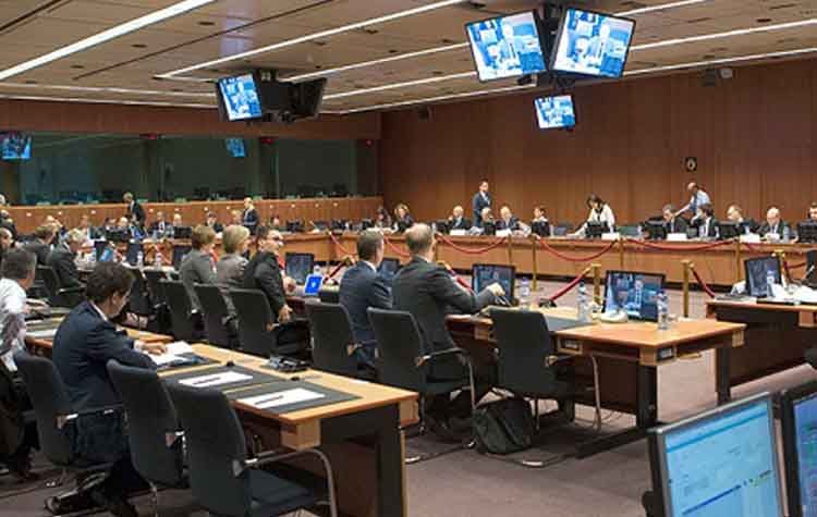 Κρίσιμο Eurogroup για το ελληνικό χρέος και τη στάση του ΔΝΤ