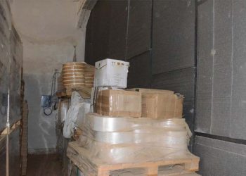 Εξαρθρώθηκε εγκληματική οργάνωση που παρασκεύαζε και διακινούσε λαθραία τσιγάρα