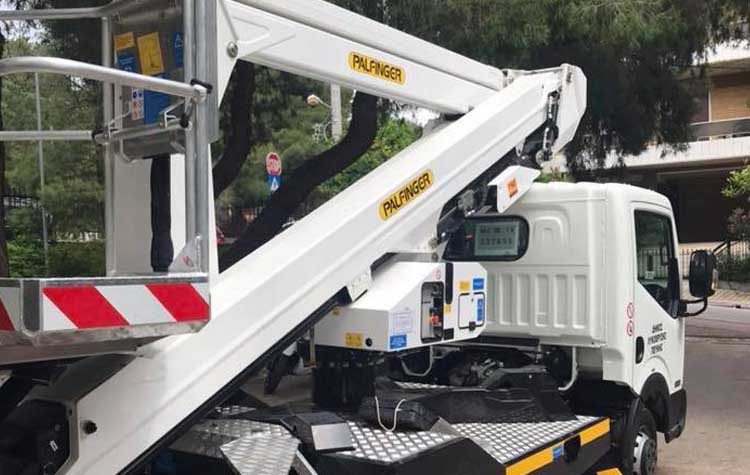 Ένα Μηχάνημα Έργου δωρεά Βενιάμη στον Δήμο Λυκόβρυσης -Πεύκης