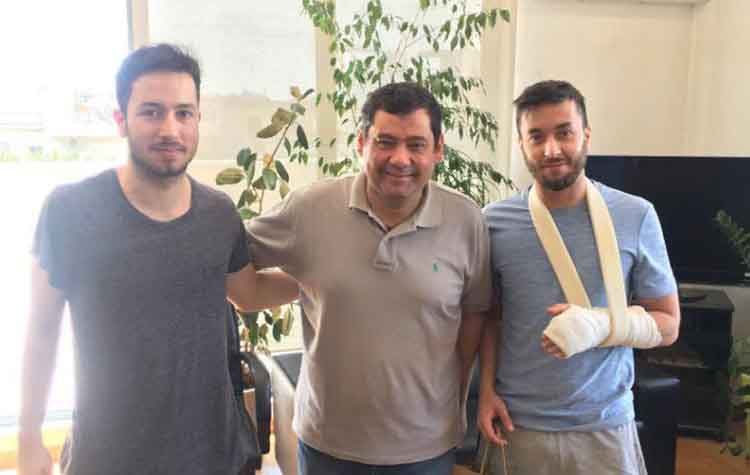 Οι πρωταθλητές πινγκ πονγκ του ΑΟ Πεύκης στον Δήμαρχο