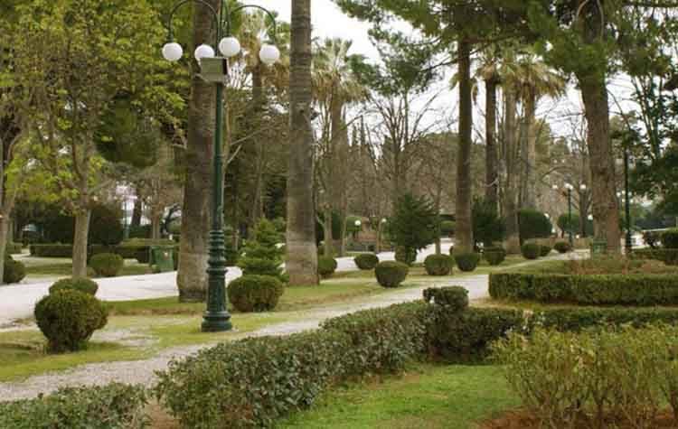 Προανακριτική έρευνα σχετικά με την καμένη σημαία