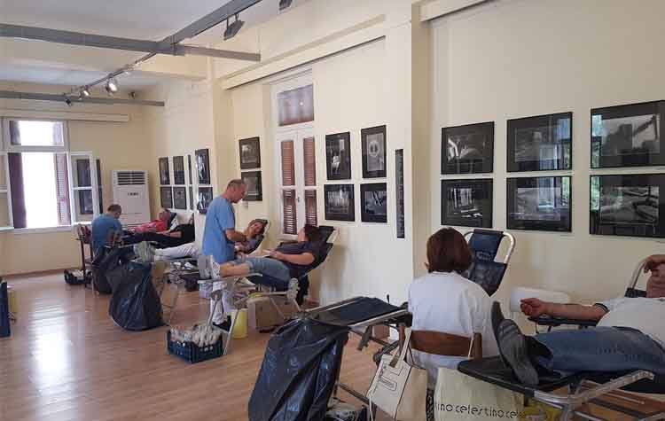 Δεκάδες Ηρακλειώτες στην καλοκαιρινή αιμοδοσία του Δήμου και των εργαζομένων του