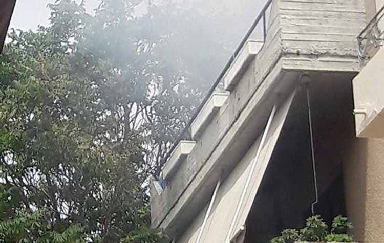 Φωτιά σε διαμέρισμα στο κέντρο του Χαλανδρίου