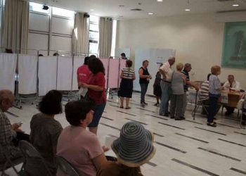 Δεκάδες πολίτες για δωρεάν προληπτικό ιατρικό έλεγχο