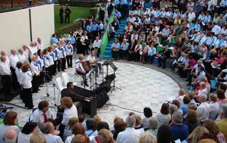 Με ιδιαίτερη επιτυχία πραγματοποιήθηκε το Φεστιβάλ Χορωδιών ΚΑΠΗ