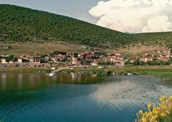 Στους Ψαράδες Πρεσπών οι υπογραφές Τσίπρα - Ζάεφ για το Σκοπιανό 