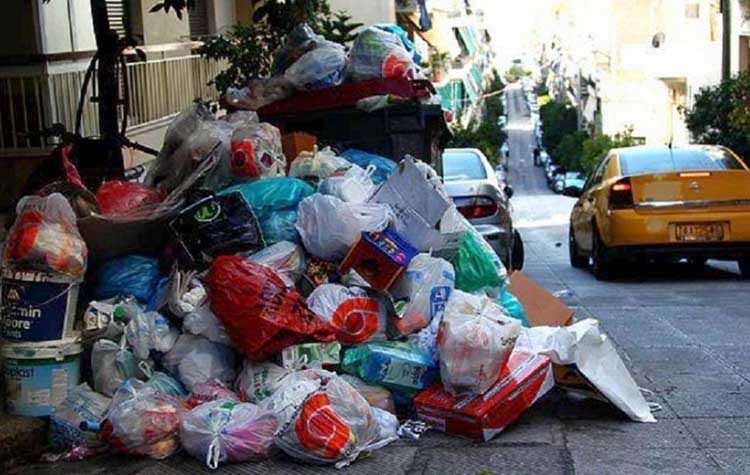 Αναφορά- καταγγελία Πατούλη για τη συσσώρευση των σκουπιδιών