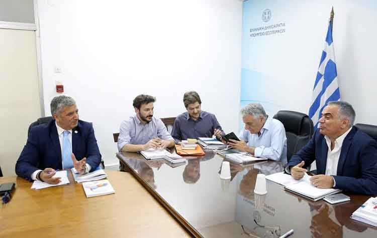 «Το ΥΠΕΣ αρνείται τον ουσιαστικό διάλογο», λέει η ΚΕΔΕ