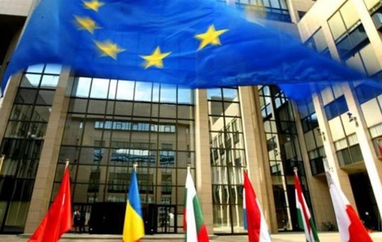 Σύνοδος Κορυφής: Συμφωνία των «28» για το μεταναστευτικό