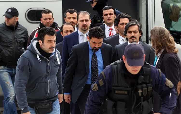 Ελεύθεροι και οι οκτώ Τούρκοι αξιωματικοί- Αντιδρά η Άγκυρα