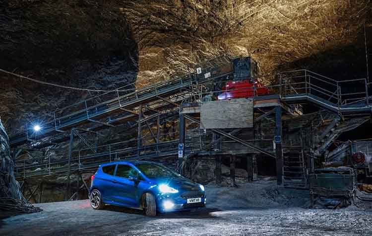 Το Fiesta ST στα 400 μέτρα κάτω από την γη