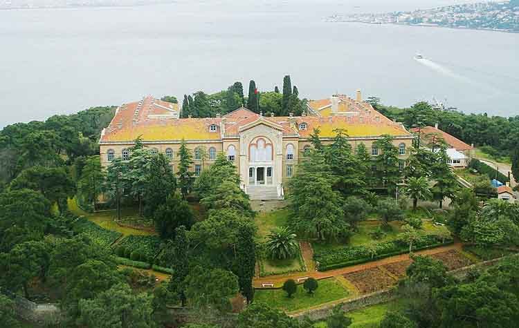 Η Θεολογική Σχολή της Χάλκης