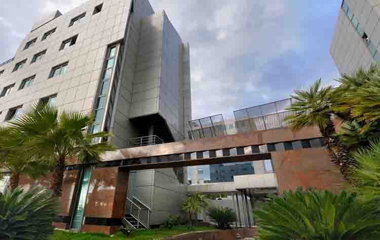 Το Ιατρικό Κέντρο Αθηνών κοντά στους πληγέντες από τις πυρκαγιές