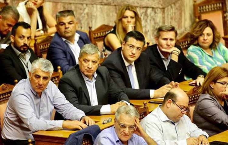 «Η κυβέρνηση αγνόησε την αυτοδιοίκηση και τους πολίτες»