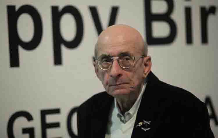 Έφυγε από τη ζωή ο ποιητής Μάνος Ελευθερίου