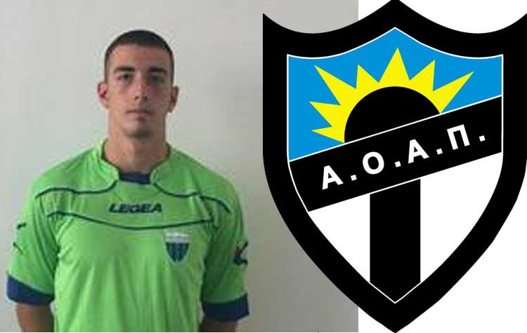 O ταλαντούχος Νικόλαος Μεντής στη “Santa”